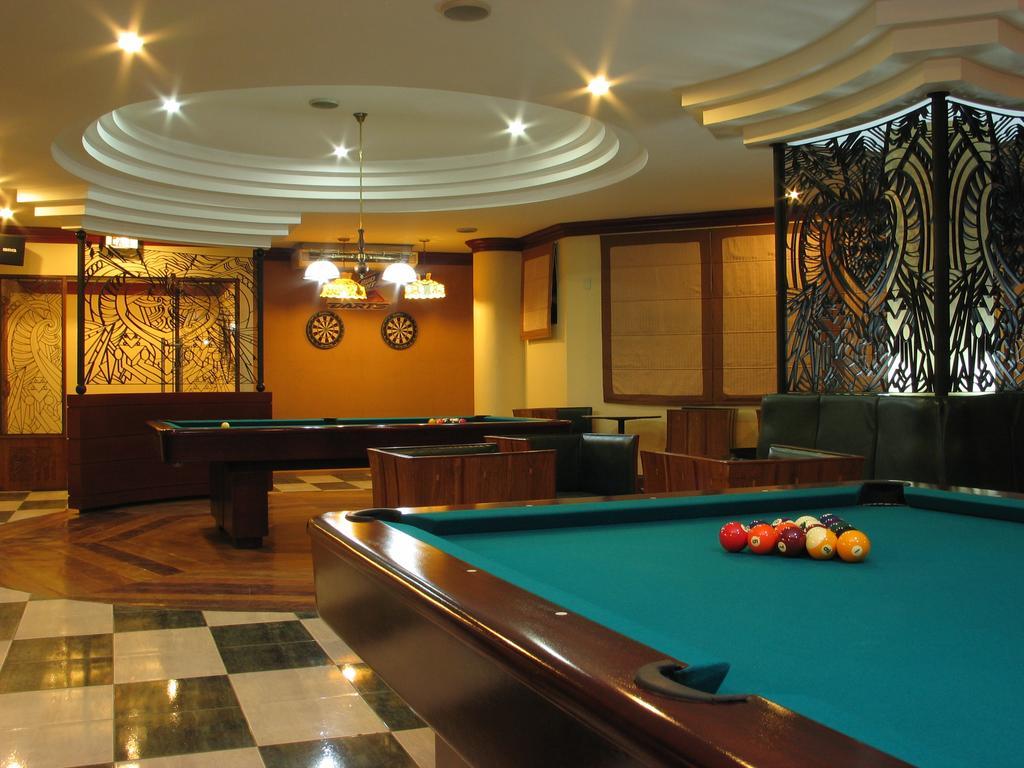 Crown Regency residencias Cebu Hotel Exterior foto